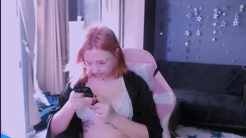 Snapshot of lina2d_tyan chatting on November 4, 2025, 7:51 am Lina2D tyan online show from November 4, 2025, 7:51 am