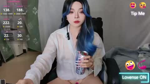 lina968560 online show from April 26, 2026, 3:32 pm
