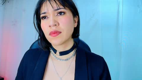  Lina Bedoya  online show from April 8, 2026, 11:43 am