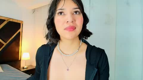 Snapshot of lina_bedoya chatting on June 9, 2026, 11:44 am Lina Bedoya online show from June 9, 2026, 11:44 am