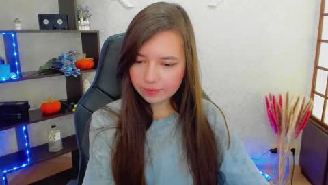 Lina online show from December 22, 2024, 1:55 am