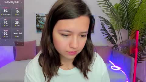 Lina online show from October 2, 2025, 2:29 am