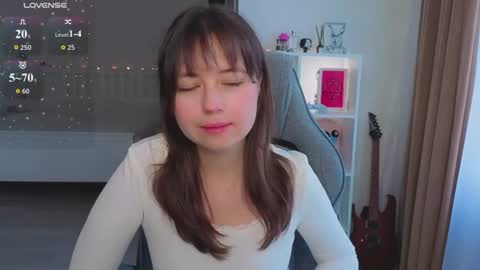 Snapshot of lina_brownie chatting on July 30, 2026, 2:43 am Lina online show from July 30, 2026, 2:43 am