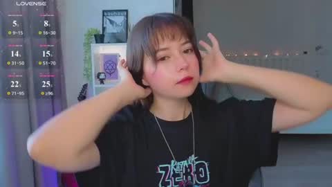 Snapshot of lina_brownie chatting on August 7, 2026, 2:13 am Lina online show from August 7, 2026, 2:13 am