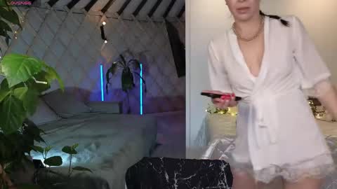 Snapshot of lina_flore chatting on June 7, 2026, 9:18 pm lina_flore online show from June 7, 2026, 9:18 pm