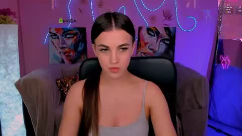 Snapshot of lina_fox12 chatting on July 8, 2026, 12:53 pm lina_fox12 online show from July 8, 2026, 12:53 pm
