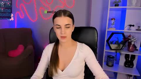 Snapshot of lina_fox12 chatting on July 22, 2026, 12:30 pm lina_fox12 online show from July 22, 2026, 12:30 pm