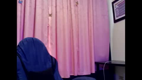 Snapshot of lina_maria99 chatting on April 11, 2026, 12:31 pm Lina Mara99 online show from April 11, 2026, 12:31 pm