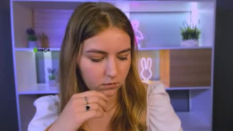 lina_moone online show from April 25, 2026, 1:41 pm