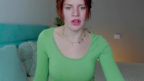 lina_muse_ online show from November 25, 2025, 4:07 pm