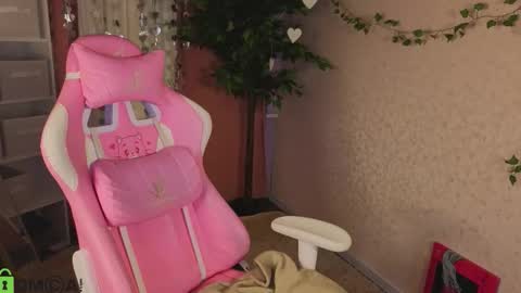 Snapshot of lina_reeds chatting on February 16, 2026, 1:13 am LINA online show from February 16, 2026, 1:13 am