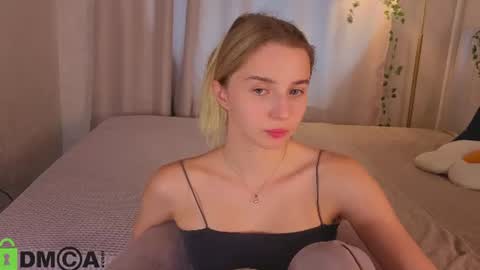 Snapshot of lina_reeds chatting on July 6, 2026, 12:51 am LINA online show from July 6, 2026, 12:51 am
