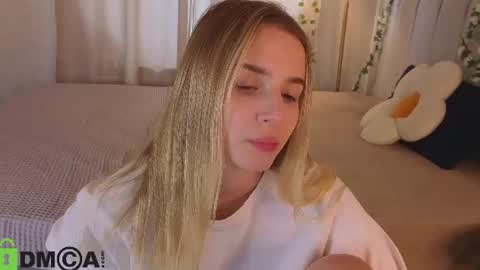 Snapshot of lina_reeds chatting on July 14, 2026, 1:08 am LINA online show from July 14, 2026, 1:08 am