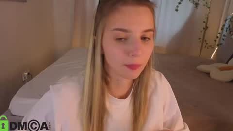 Snapshot of lina_reeds chatting on July 22, 2026, 1:08 am LINA online show from July 22, 2026, 1:08 am