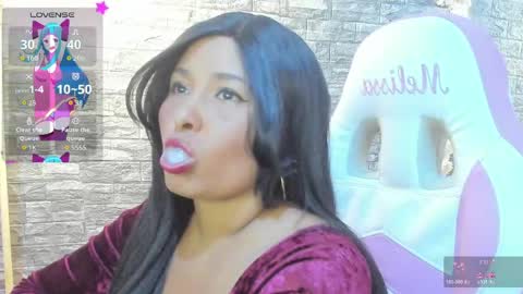 LINA SANCHEZ online show from May 1, 2026, 8:35 pm