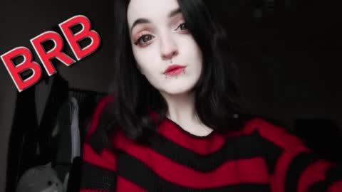 Lina 3  1715622743 online show from February 27, 2025, 10:59 am