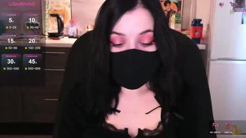 Lina 3  1715622743 online show from October 23, 2025, 8:24 am