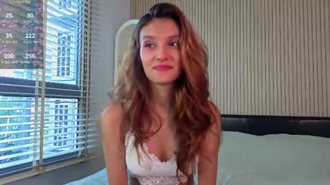 Snapshot of linaage chatting on June 13, 2026, 2:09 am Lina online show from June 13, 2026, 2:09 am
