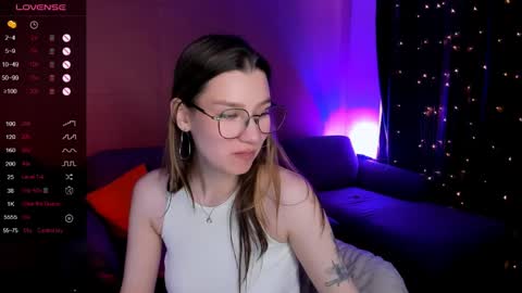 Snapshot of linablossom chatting on May 8, 2026, 6:08 am Lina online show from May 8, 2026, 6:08 am