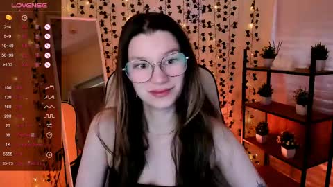 Snapshot of linablossom chatting on June 3, 2026, 3:53 am Lina online show from June 3, 2026, 3:53 am