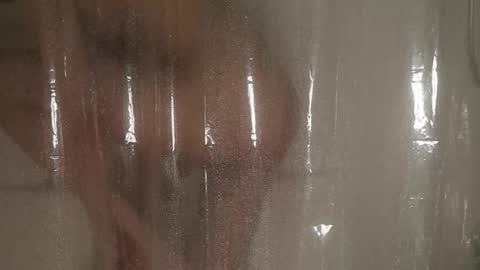 Lina online show from October 7, 2025, 6:43 am