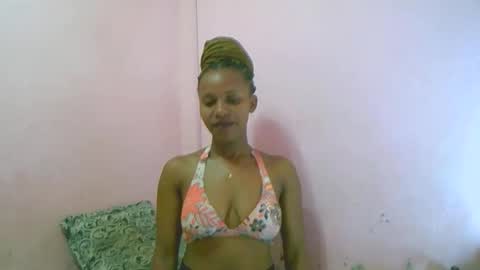 linah1123 online show from April 23, 2026, 12:23 am