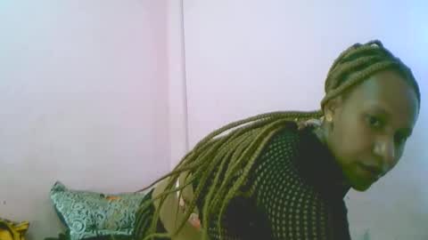 linah1123 online show from April 24, 2026, 10:39 am