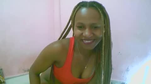 linah1123 online show from April 25, 2026, 1:36 pm