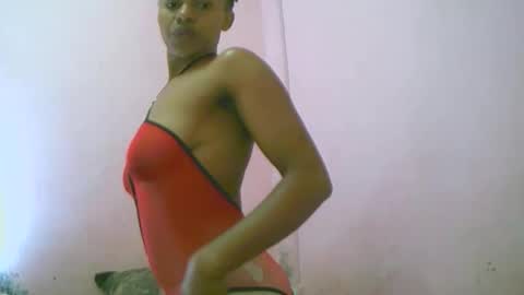 linah1123 online show from April 28, 2026, 7:02 am