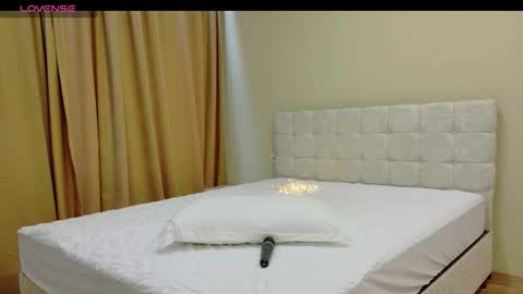 Anna online show from March 11, 2026, 3:56 am