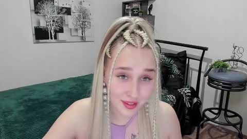 Snapshot of linatruly chatting on February 18, 2025, 8:36 pm Lina online show from February 18, 2025, 8:36 pm