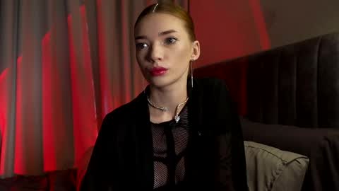 Snapshot of linavelle chatting on May 12, 2026, 1:58 am LinaVelle online show from May 12, 2026, 1:58 am
