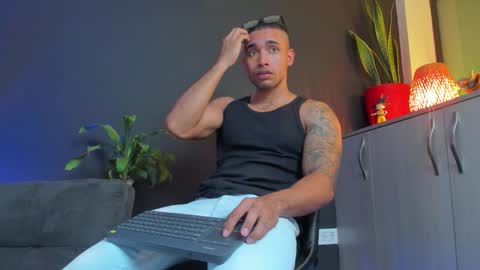 lincom amith online show from September 25, 2025, 11:52 pm