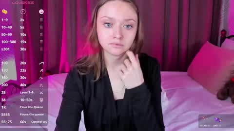 Snapshot of linda__bryant chatting on December 14, 2024, 1:28 am Linda GMT2 Mon Tu Fri Sa Su 0300am-1000 am online show from December 14, 2024, 1:28 am