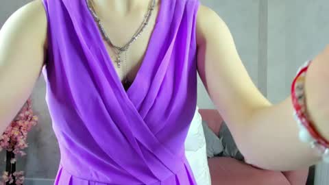 Linda online show from April 23, 2026, 9:41 am