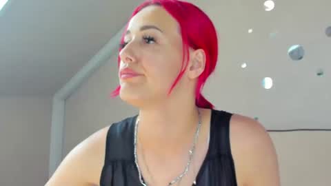 Snapshot of linda_jonys chatting on July 14, 2026, 10:21 am Linda online show from July 14, 2026, 10:21 am