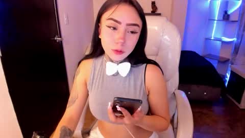 Snapshot of linda_milleer_ chatting on October 11, 2025, 9:57 pm Lindaa maria online show from October 11, 2025, 9:57 pm