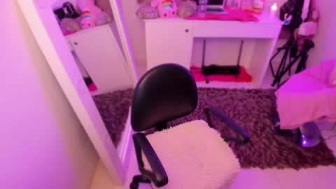 Snapshot of linda_milleer_ chatting on November 2, 2025, 5:43 am Lindaa maria online show from November 2, 2025, 5:43 am