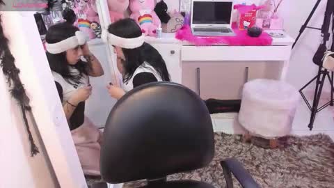 Snapshot of linda_milleer_ chatting on November 16, 2025, 6:30 am Lindaa maria online show from November 16, 2025, 6:30 am