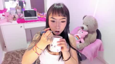 Snapshot of linda_milleer_ chatting on November 19, 2025, 7:08 am Lindaa maria online show from November 19, 2025, 7:08 am