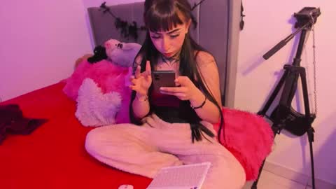 Snapshot of linda_milleer_ chatting on December 16, 2025, 6:29 am Lindaa maria online show from December 16, 2025, 6:29 am