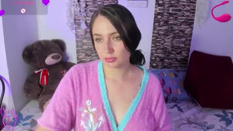 linda_montoya online show from February 6, 2026, 7:39 pm