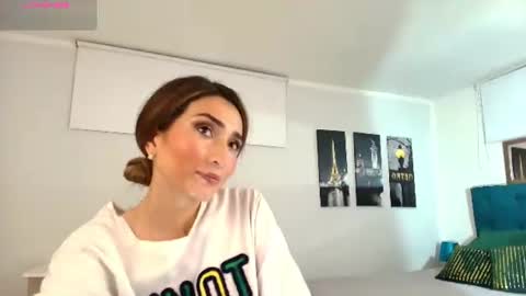 Snapshot of linda_morgan1 chatting on July 2, 2026, 10:32 am Maria Paula online show from July 2, 2026, 10:32 am
