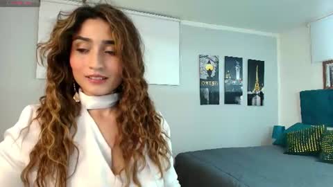 Snapshot of linda_morgan1 chatting on July 31, 2026, 10:25 am Maria Paula online show from July 31, 2026, 10:25 am