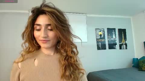 Snapshot of linda_morgan1 chatting on August 3, 2026, 10:10 am Maria Paula online show from August 3, 2026, 10:10 am