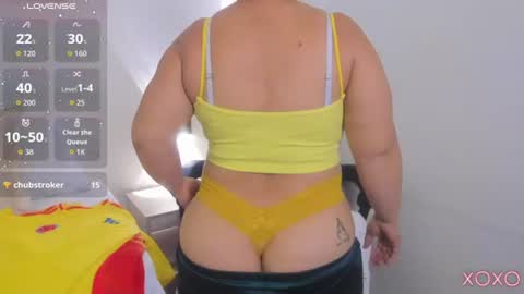 Snapshot of linda_rios_ chatting on July 3, 2026, 11:22 pm L I N D A online show from July 3, 2026, 11:22 pm