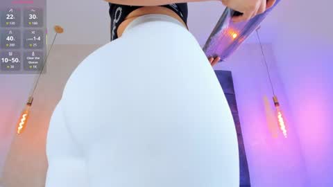 Linda Saenz online show from April 23, 2026, 11:31 am