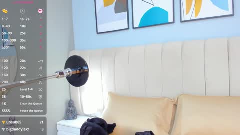 linda_sofi__ online show from March 6, 2025, 12:30 pm