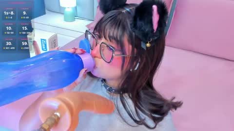 linda_sofi__ online show from May 13, 2026, 8:27 pm