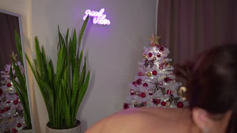 Snapshot of linda_warners chatting on December 20, 2024, 10:32 pm Call me Linda online show from December 20, 2024, 10:32 pm